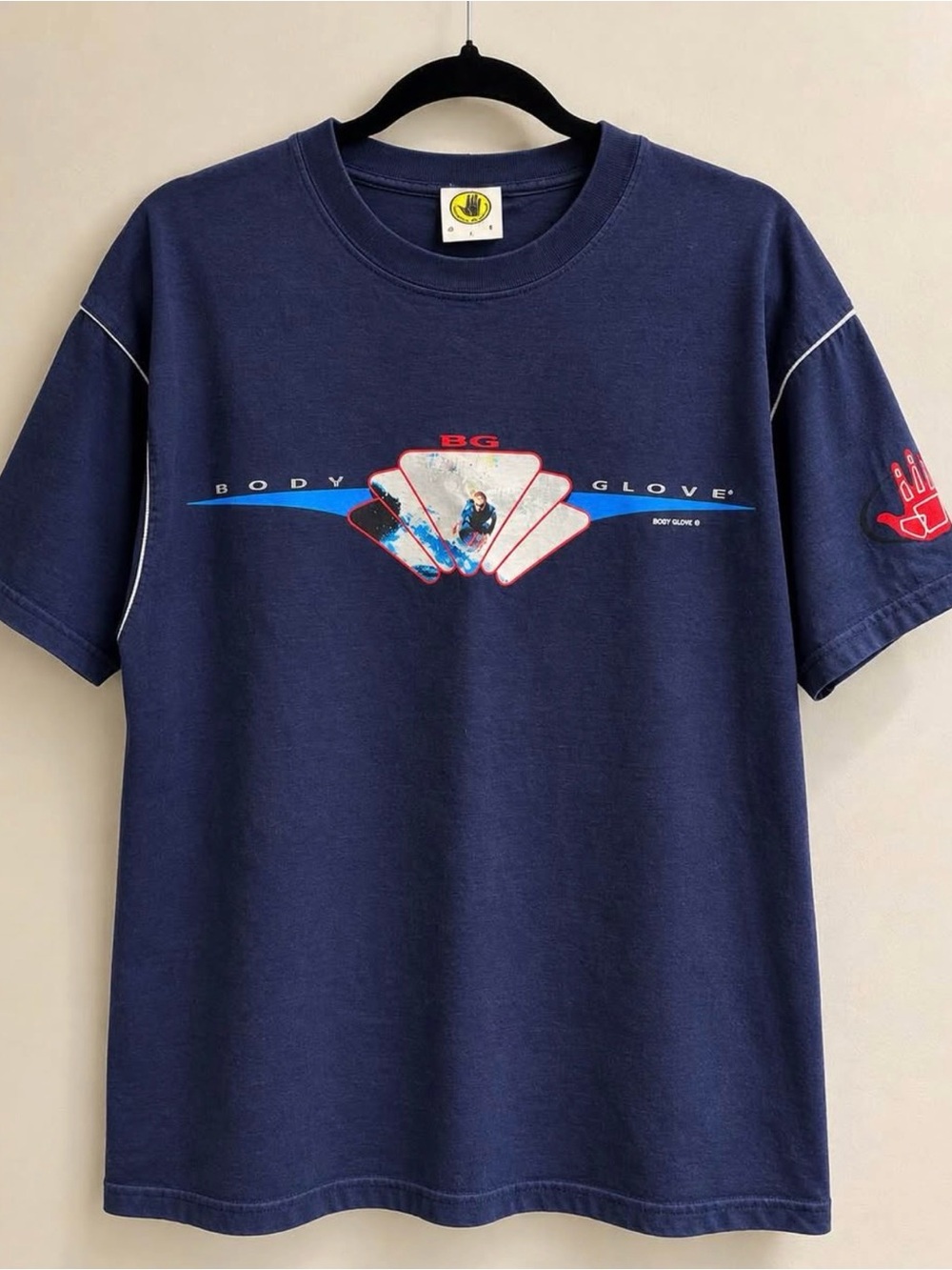 90’s Body Glove Men's Navy Graphic Logo T-Shirt